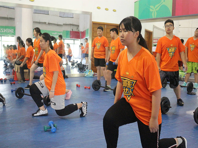 潮州封閉式減肥夏令營多少錢一個月