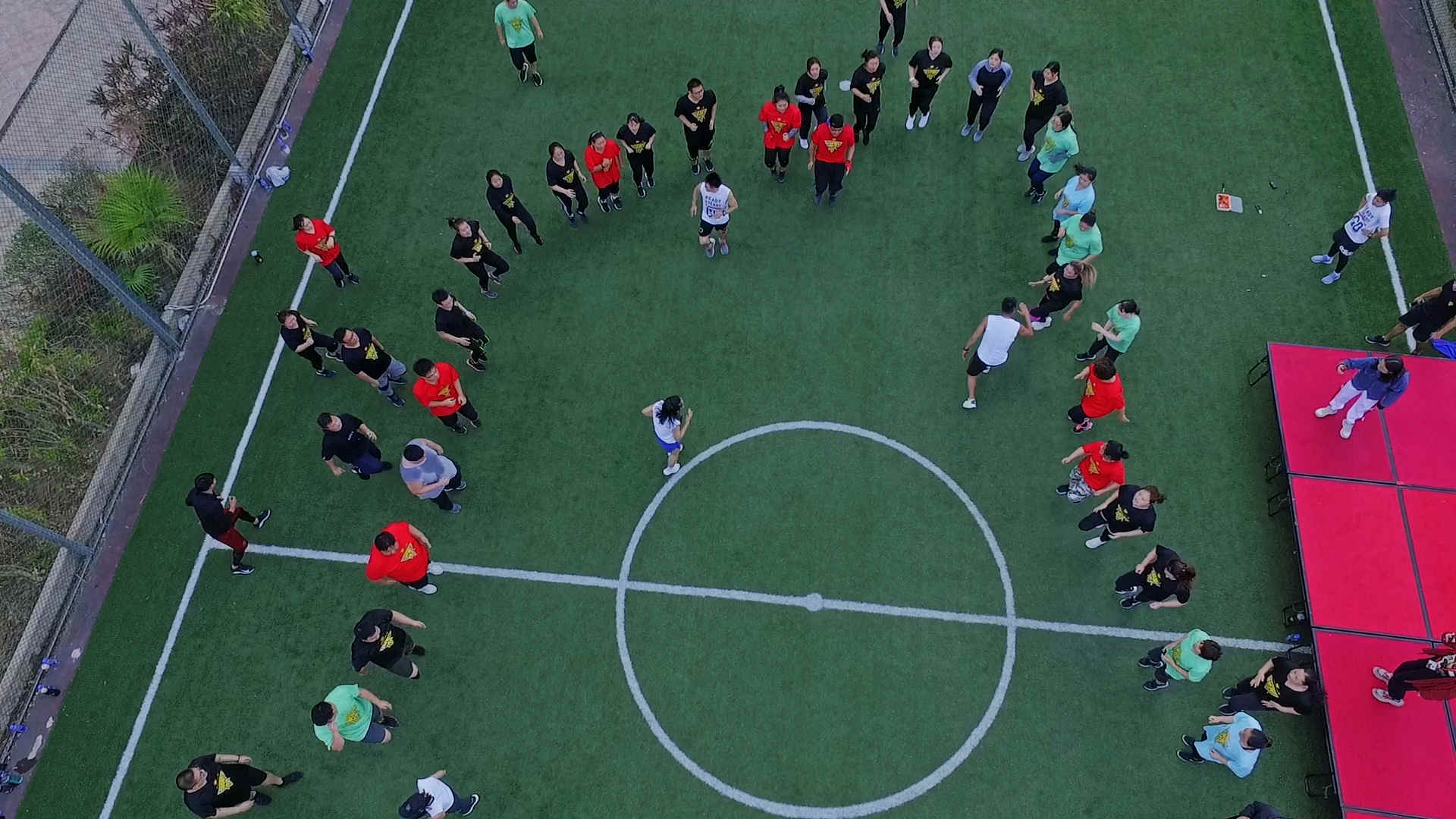 封閉式減肥訓(xùn)練營(yíng)